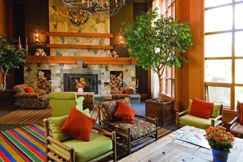 هتل Hilton Grand Vacations Club Whistler