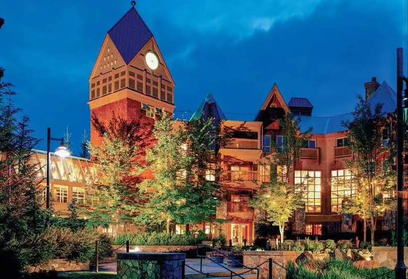 ホテル Hilton Grand Vacations Club Whistler