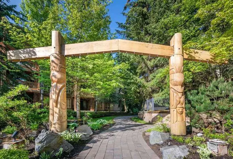 ホテル Hilton Grand Vacations Club Whistler