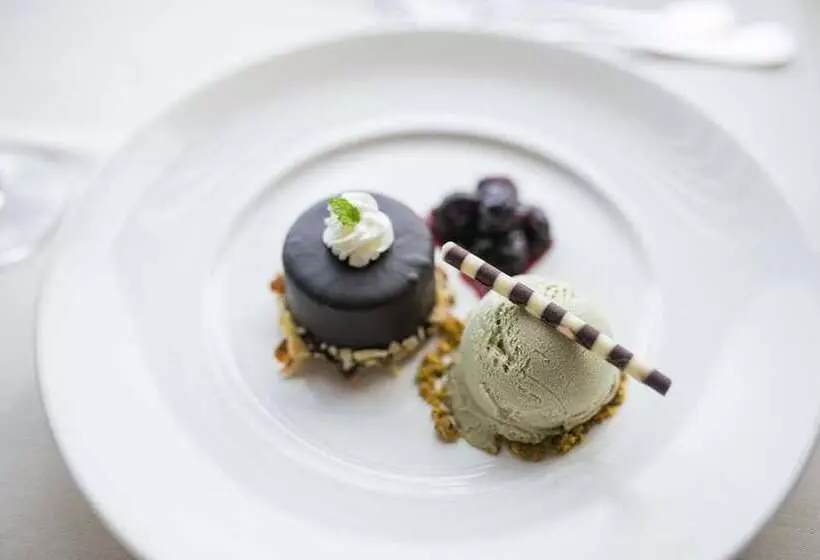 هتل Hilton Virginia Beach Oceanfront