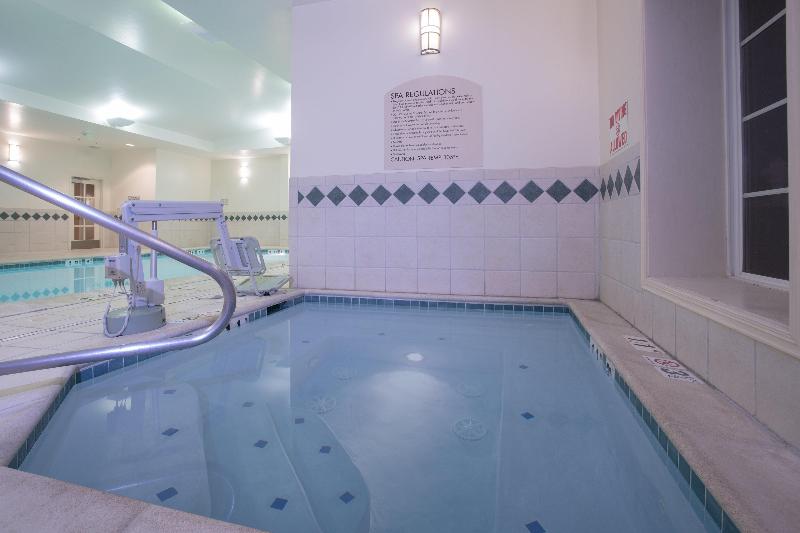 هتل Holiday Inn Colorado Springs Airport, An Ihg