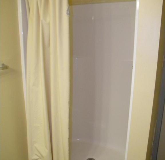 فندق Knights Inn Kalamazoo