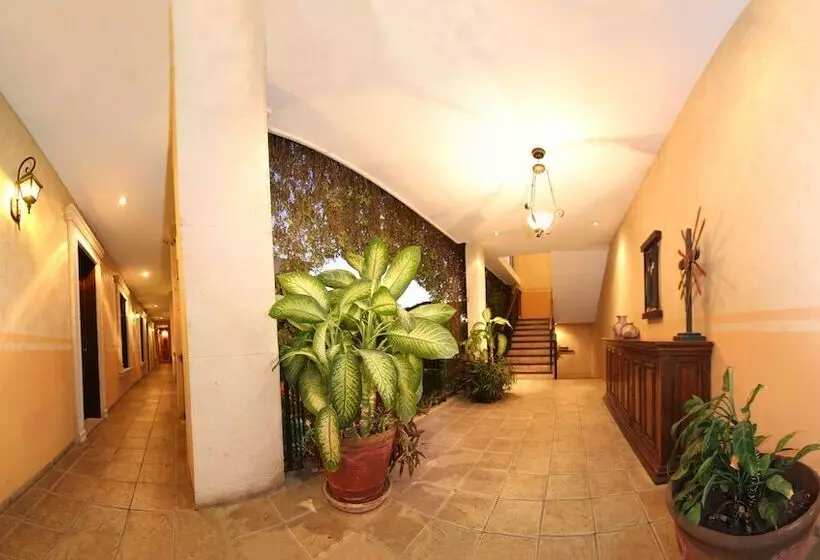 هتل Boutique La Mision De Fray Diego