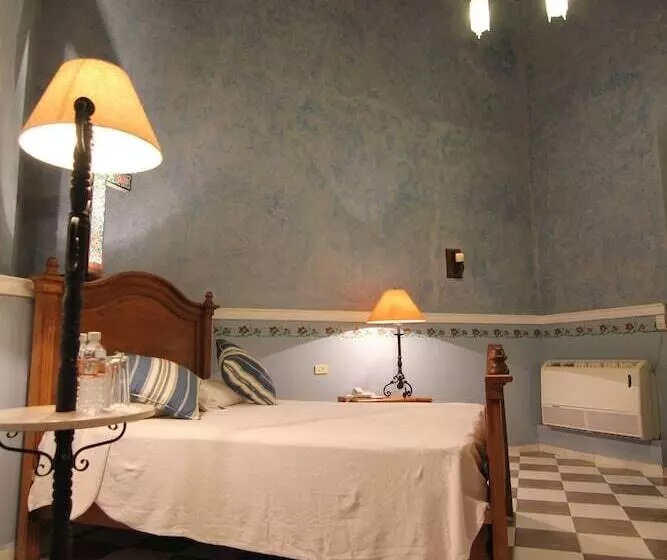 هتل Boutique La Mision De Fray Diego