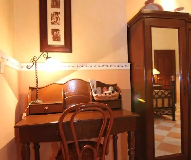 هتل Boutique La Mision De Fray Diego