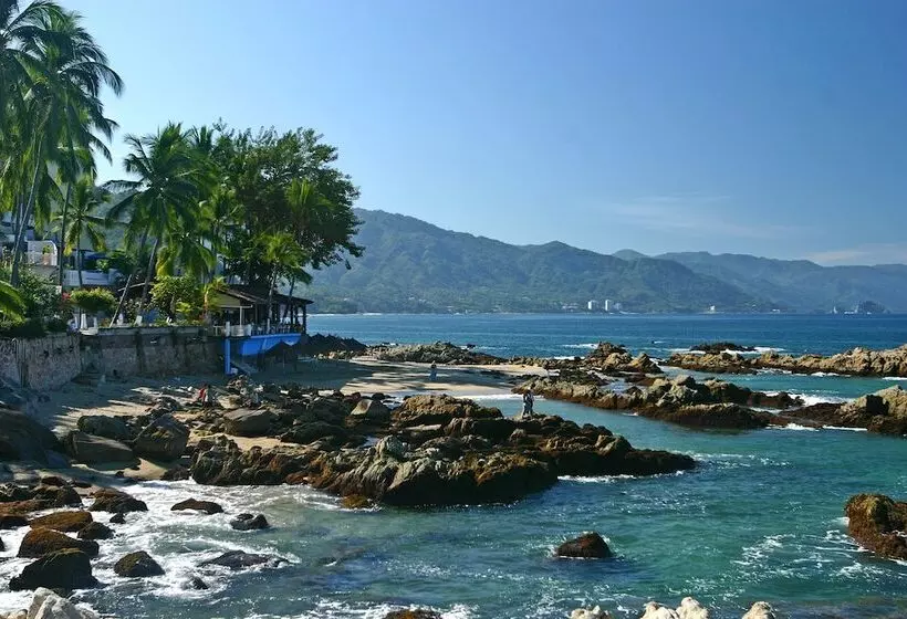 Отель Lindo Mar Resort