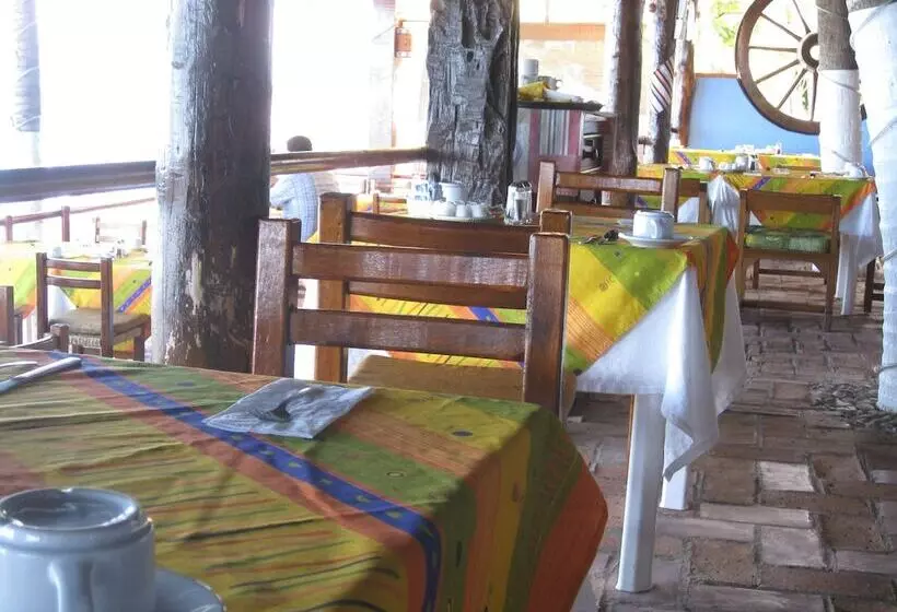 Отель Lindo Mar Resort