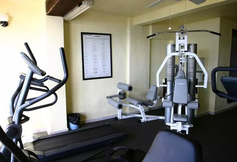 Отель Lindo Mar Resort