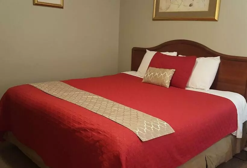 هتل Niagara Inn & Suites