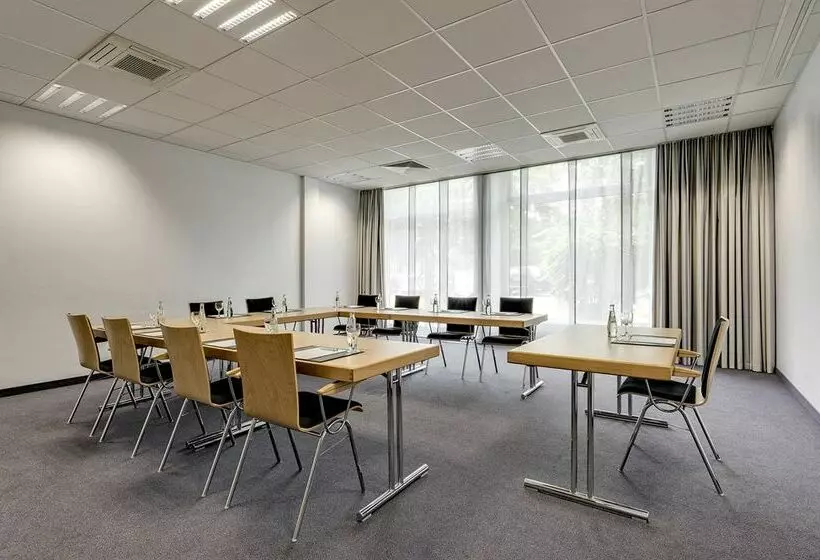 هتل Centro  Berlin City West