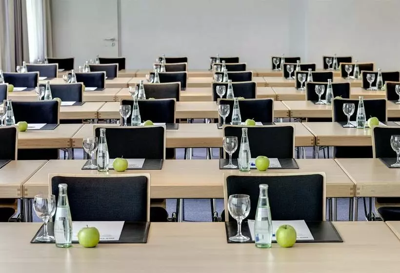 هتل Centro  Berlin City West