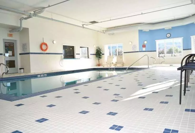 ホテル Ramada Golden