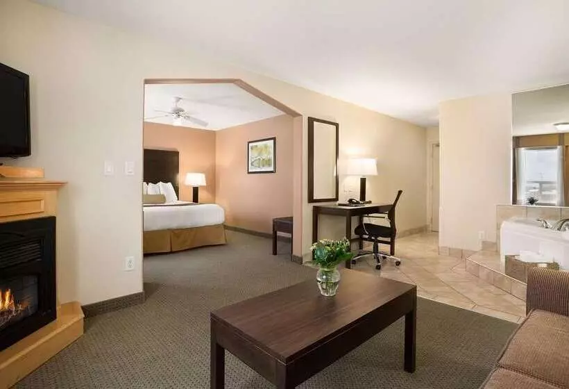 ホテル Ramada Golden