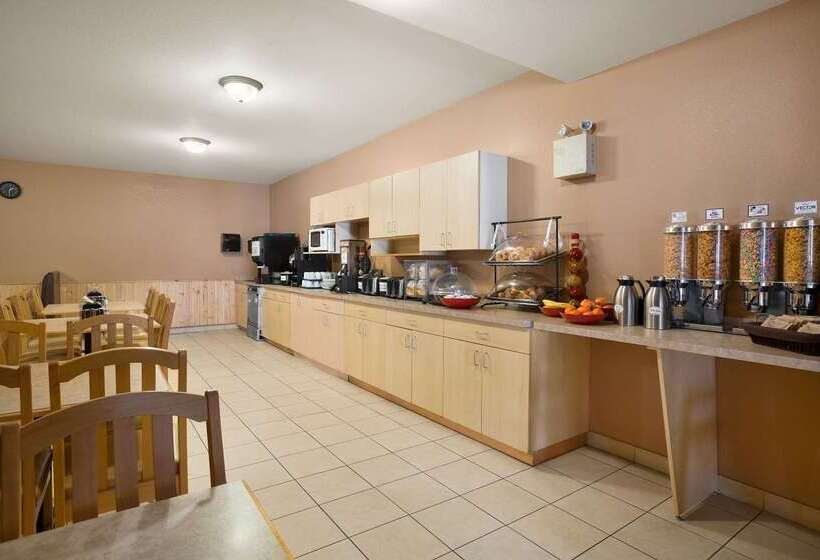 فندق Ramada Golden