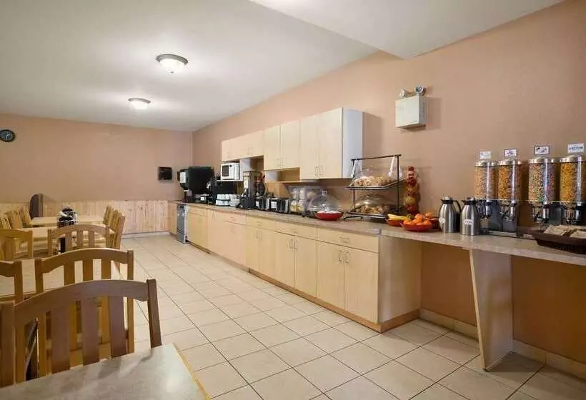 ホテル Ramada Golden