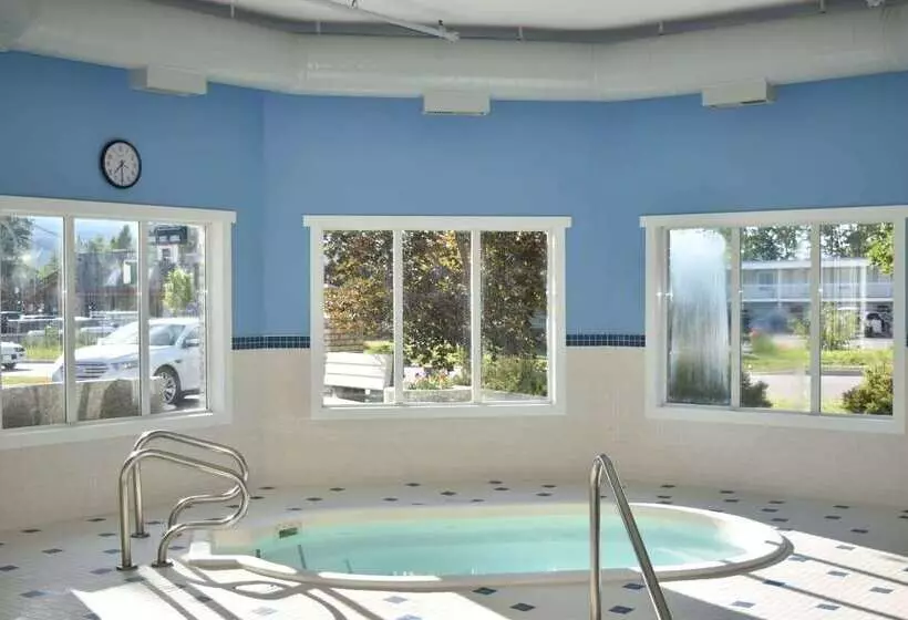 ホテル Ramada Golden