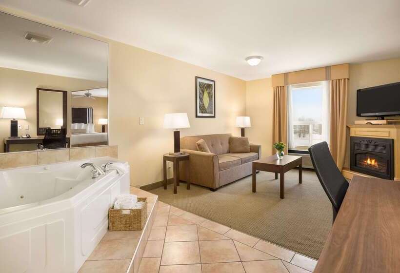 فندق Ramada Golden