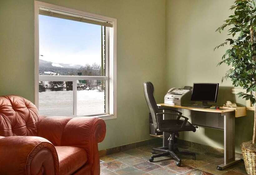 فندق Ramada Golden