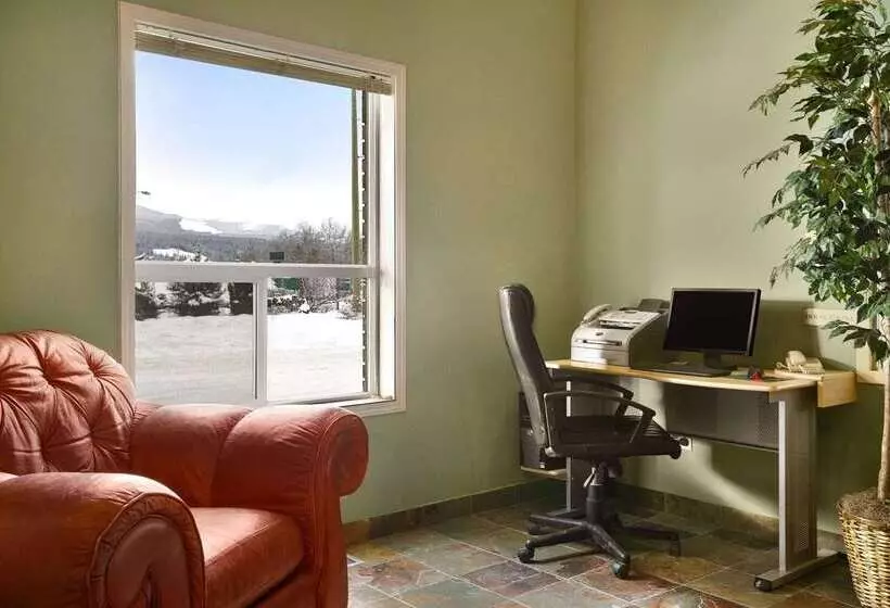 ホテル Ramada Golden