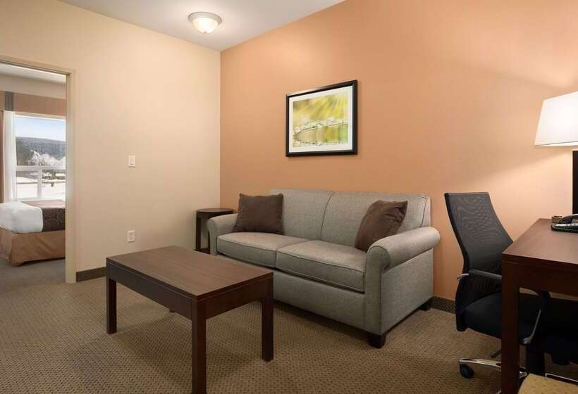 فندق Ramada Golden