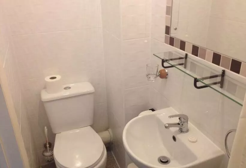 فندق Savoy Court