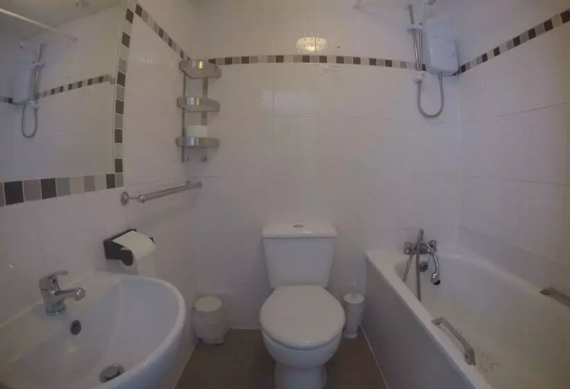 فندق Savoy Court