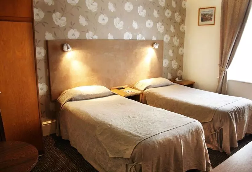 فندق Savoy Court