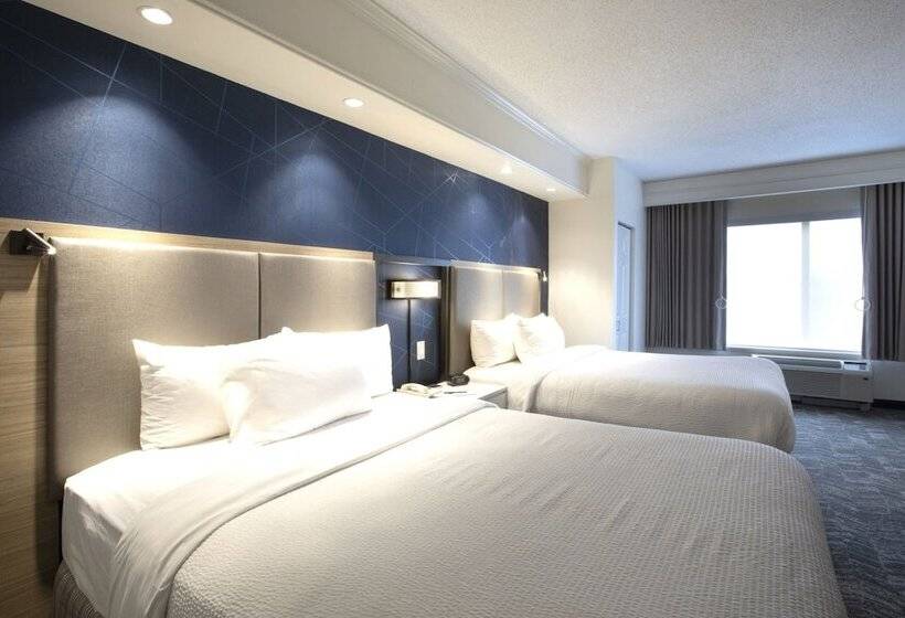 هتل Springhill Suites Savannah Airport