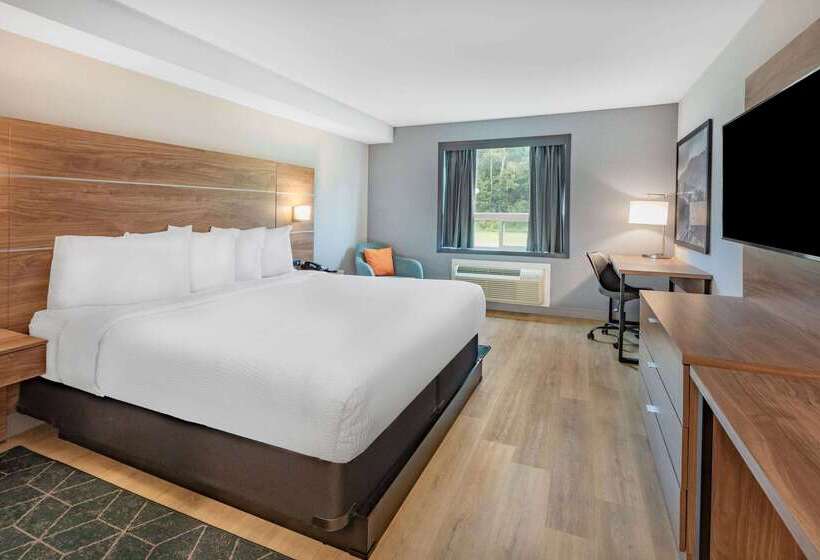 酒店 Super 8 By Wyndham Cornwall On