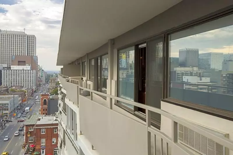 호텔 The Business Inn