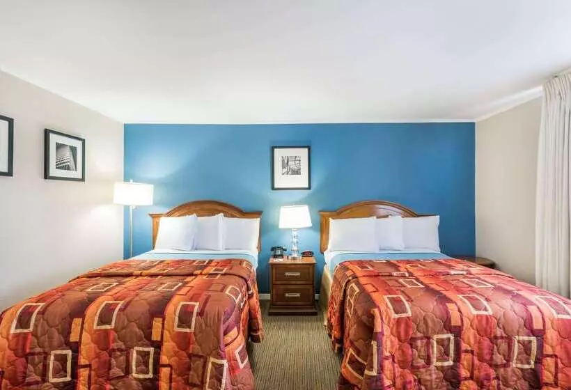 בית מלון כפרי Travelodge By Wyndham Aberdeen