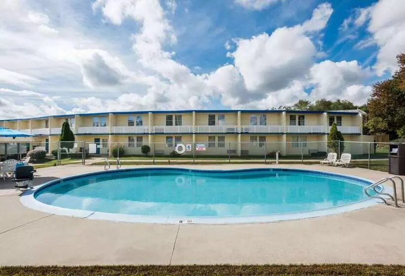 בית מלון כפרי Travelodge By Wyndham Aberdeen