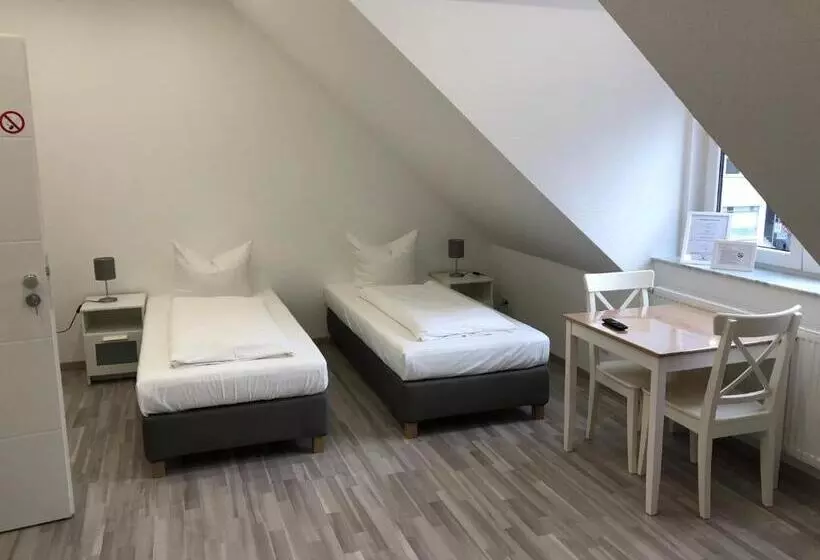 Отель Zum Adler