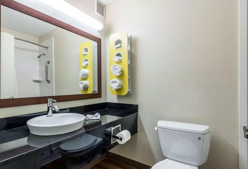 Motel 6 New Brunswick