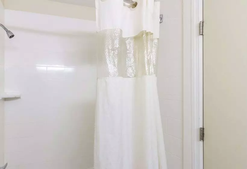 Motel 6 New Brunswick