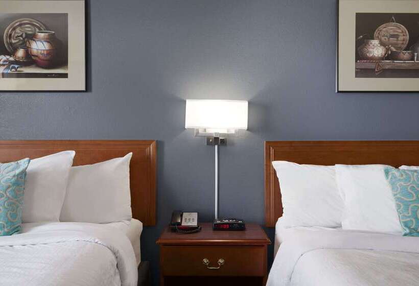 מוטל Super 8 By Wyndham Whitecourt