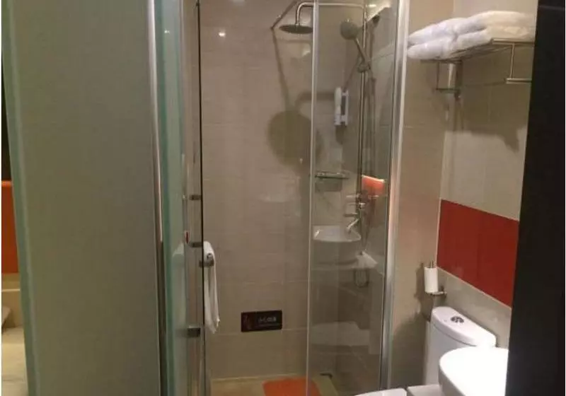 Hotelli 7 Days Premium Guangzhou Chimelong Clifford Estates