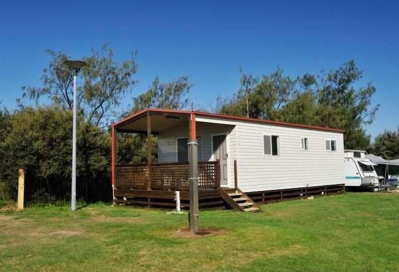 فندق Nrma Stockton Beach Holiday Park