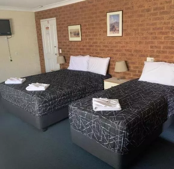 Motelli Colonial Motor Inn