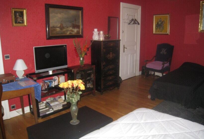 住宿加早餐  Chambres Privatives Chez L Habitant