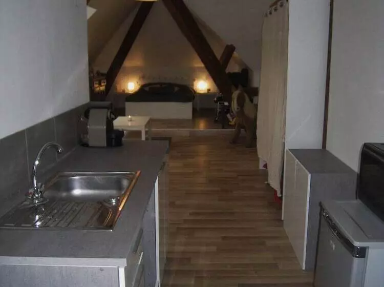 ベッドアンドブレックファースト Chambres Privatives Chez L Habitant