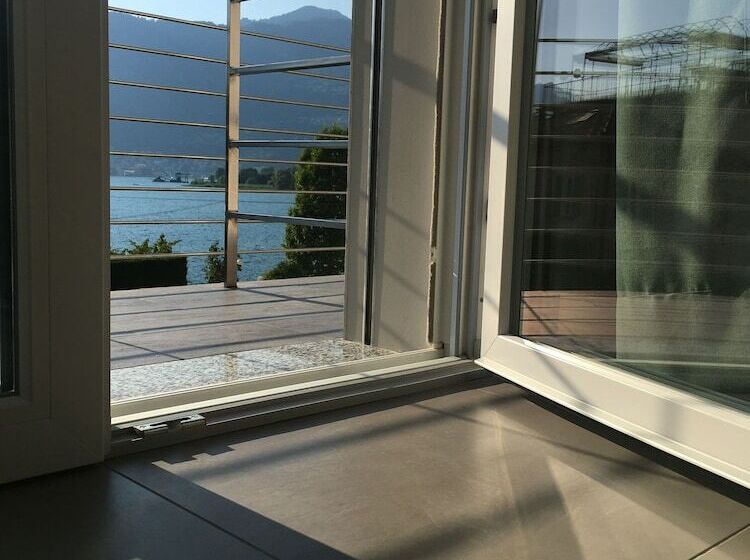 住宿加早餐 Tramonti E Lago