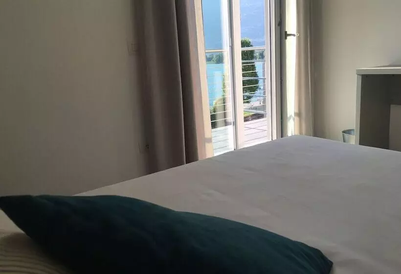 Aamiaismajoitus (B&B) Tramonti E Lago