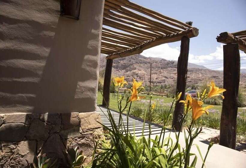 هتل Aguacanto Cabañas