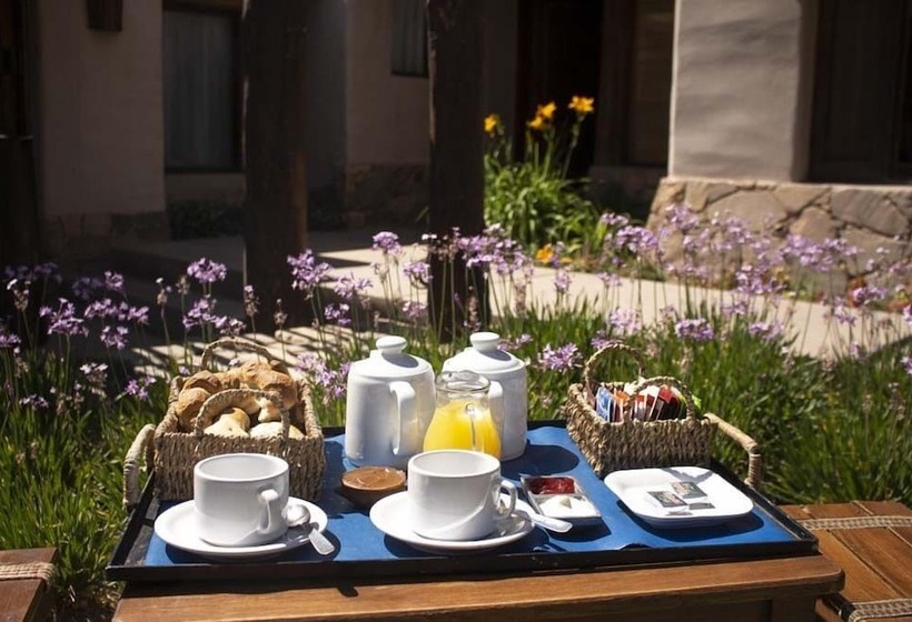 هتل Aguacanto Cabañas