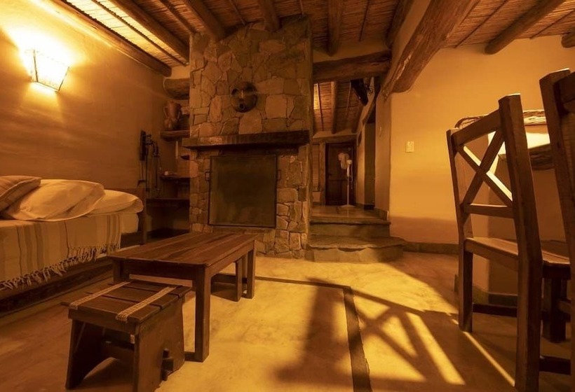 هتل Aguacanto Cabañas