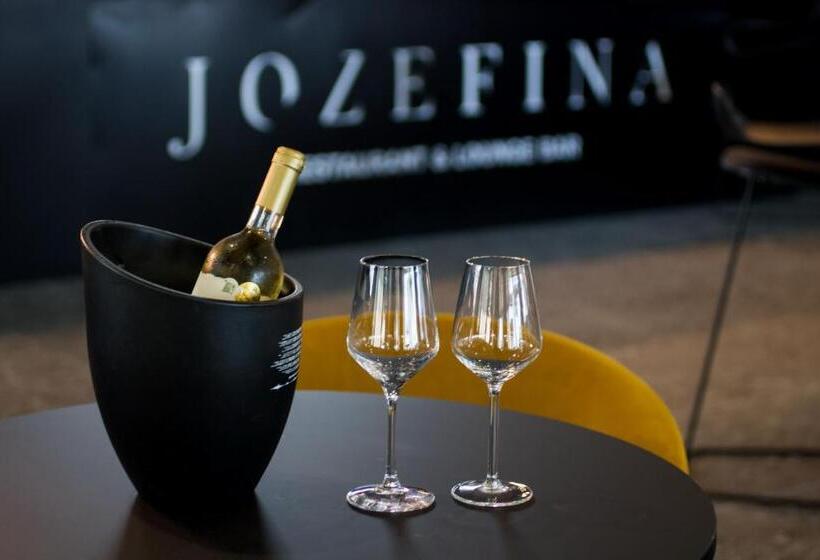 Boutique Hotel Bura 45n