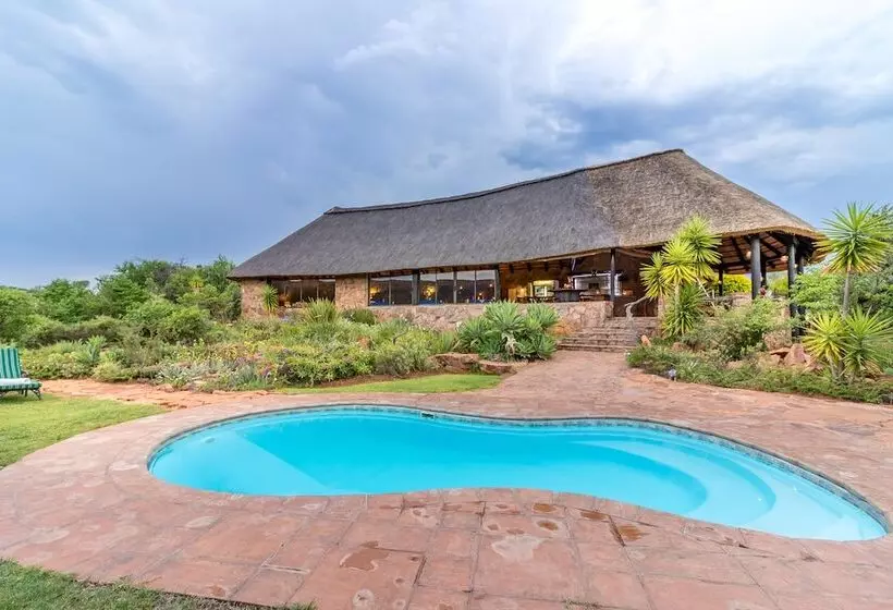 ホテル Iketla Lodge