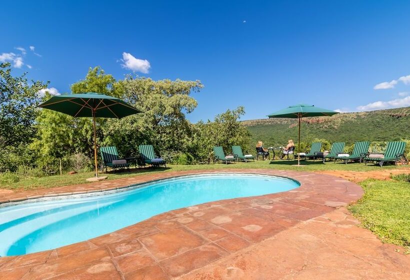 فندق Iketla Lodge