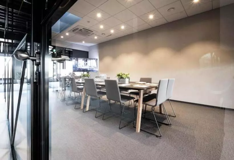 هتل Light House Coliving